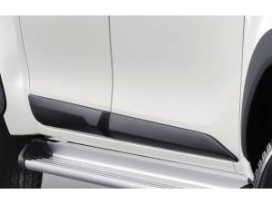 Молдинги боковых дверей, черные для Toyota Hilux (2015-2023)
