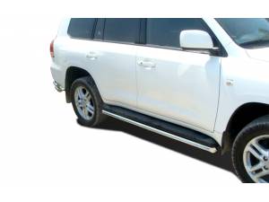 Защита штатного порога d60 на Toyota Land Cruiser 200 (2007-2012)